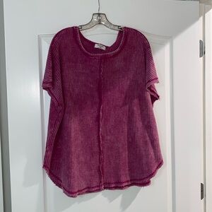 Woman’s pink short sleeve Zenana top size L/XL new